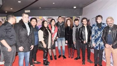 نجوم الفن في العرض الخاص لفيلم 