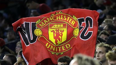 بسبب الحرب على أوكرانيا.. مانشستر يونايتد يفسخ عقد الرعاية مع إيروفلوت