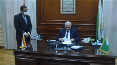 عاجل.. محافظ الجيزة يعتمد نتيجة الشهادة الإعدادية بنسبة نجاح 73%