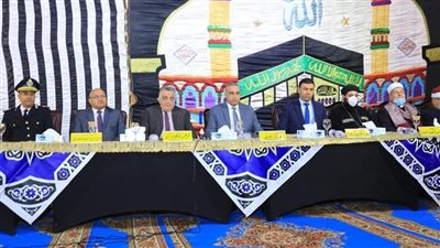 محافظ سوهاج ومدير الأمن يشهدان صلح عائلتي 