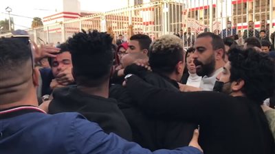 مشاجرة بالأيادي بين أنصار مرتضي منصور وأحمد سليمان (فيديو)