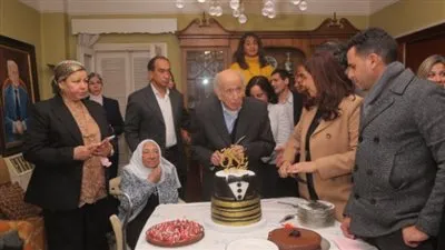 نجوم الصحافة والإعلام يحتفلون بعيد ميلاد 