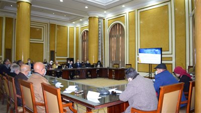 مسئولو قطاع المرافق ينظمون ورشة عمل لإعداد استراتيجية قطاع مياه الشرب 