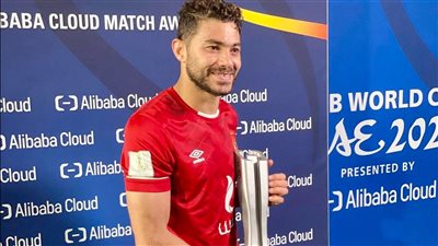 انتهت بالصلح...مفاجأة في واقعة المشاجرة بين لاعب الأهلي ومشجع بالمنصورة