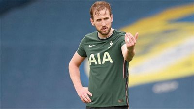 توتنهام يحدد 5 نجوم لخلافة هاري كين