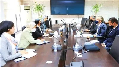 وزيرة البيئة تبحث مع ممثل برنامج اليونيسف التعاون الثنائي بمجال المناخ 