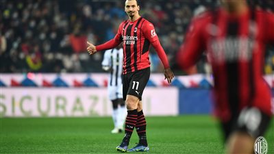 بيولي يعلن تشكيل ميلان الرسمي أمام سامبدوريا