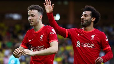 بقيادة صلاح.. كلوب يعيد الثلاثي المرعب لتشكيلة ليفربول 