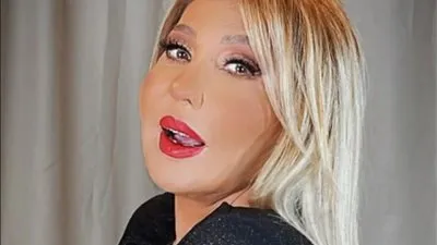 نادية الجندي تتألق بالأسود في أحدث ظهور لها