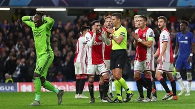 صراع ألماني إسباني على نجم أياكس الهولندي