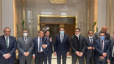 وزير شئون المجالس النيابية والقيادات تباشر عملها من المقر الجديد بالعاصمه الإدارية 