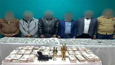 نصبوا على ضحاياهم بـ 