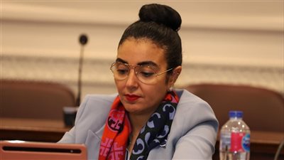 برلمانية: زيارة 