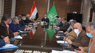 محافظ القليوبية يوجه بتقديم تقرير يومي لموقف إزالة التعديات بالمراكز