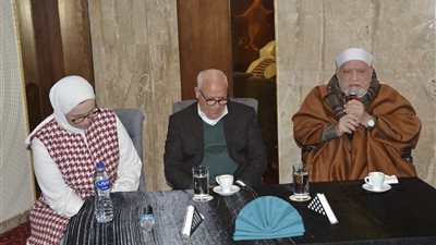 محافظ بورسعيد والدكتور أحمد عمر هاشم يفتتحان مشروع 