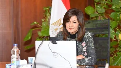 وزيرة الهجرة تشارك في حلقة نقاشية للتعريف بجهود هيئة تنشيط السياحة