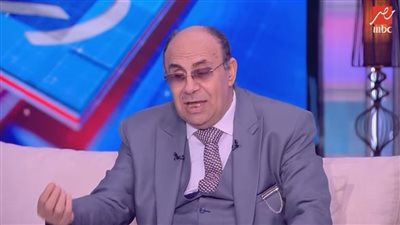 مبروك عطية يفتح النار على إبراهيم عيسى بسبب 