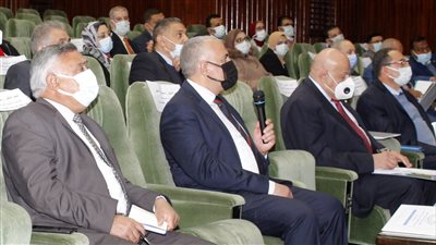 وزير الري يترأس الجمعية العامة للشركة القابضة للصرف لبحث الميزانية