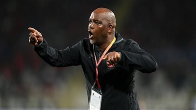 موسيماني يدرس تغيير طريقة اللعب أمام المريخ بدوري الأبطال