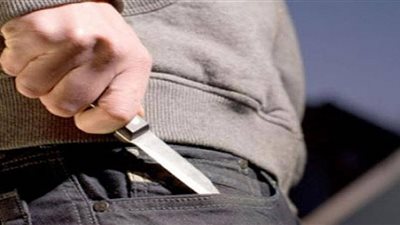 بسبب خلافات الجيرة.. شاب يطعن آخر بطما في سوهاج