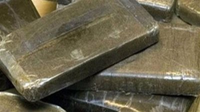 تفاصيل سقوط سيدة لإتجارها في المخدرات بالوراق