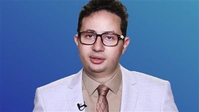 بدء أولى جلسات محاكمة طبيب الكركمين بتهمة بيع مواد طبية مجهولة