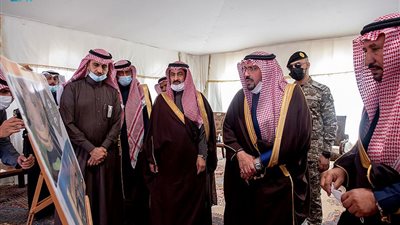 أمير منطقة القصيم يدشن بوابة التأسيس في ميدان المصمك