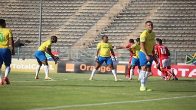 مدرب الزمالك السابق يذكر الأهلي بخماسية صن داونز المهينة