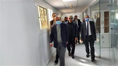 محافظ بورسعيد يتابع أعمال تطوير شارع أسوان بنطاق حي المناخ