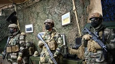 توقيف أربعة جنود فرنسيين في مطار بانغي في إفريقيا الوسطى