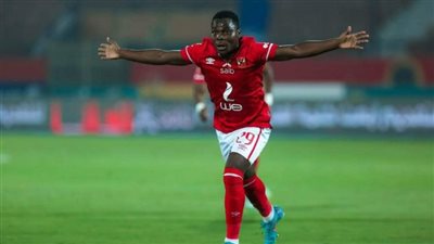 نجم الأهلي السابق يسخر من ميكيسوني