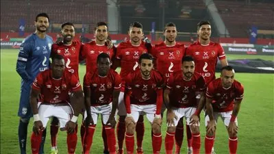 موسيماني يفاجئ نجم الأهلي بهذا القرار 