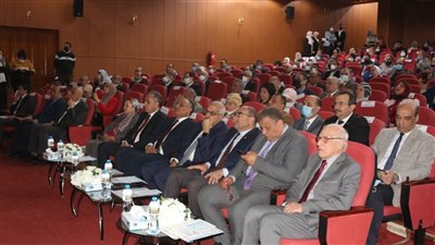استمرار فعاليات يوم العلوم والبحوث بجامعة المنصورة