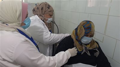 الكشف على 1624 مريضا خلال يومين في قافلة طبية بالدقهلية