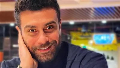 مهند حسني ينضم لأسرة عمل 