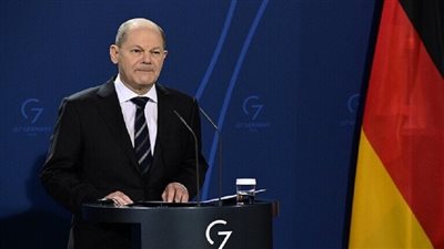 المستشار الألماني: لا ينبغي عزل روسيا عن نظام سويفت في الوقت الحالي 