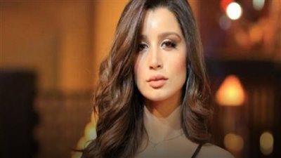 عيب على سنّك وتاريخك.. سارة التونسي تهاجم جمال العدل