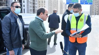 الرئيس السيسي يتفقد أعمال إنشاء محور حسب الله الكفراوي