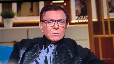 بعد توجيه الرئيس بعلاجه.. اعرف طبيعة الحالة الصحية لسمير صبري