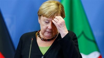 ميركل تتعرض للسرقة في أحد المتاجر الألمانية رفقة حارسها