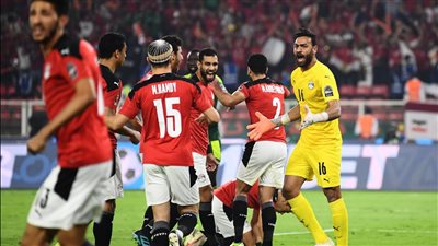 كيروش يستقر على ضم فيراري الأهلي لمواجهتي السنغال