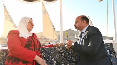 وزيرة التضامن توقع بروتوكول تعاون مع محافظة أسوان حول التمكين الاقتصادي