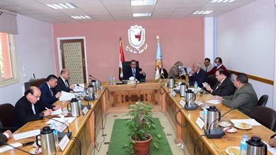 جامعة سوهاج توافق على اتفاقية إتاحة نظام إدارة التعليم الإلكتروني وإنشاء مركز لعلاج الإدمان