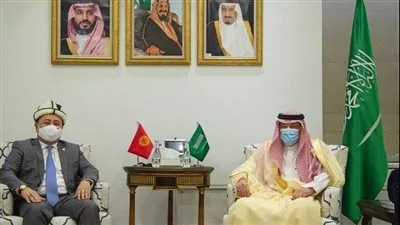 نائب وزير الخارجية يلتقي بنائب وزير خارجية قرغيزستان