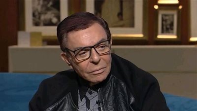 ليلى علوي توجه رسالة لـ سمير صبري بعد مروره بأزمة صحية