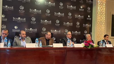 اجتماعًا وزاريًا لمتابعة نسب الإنجاز في مشروعات “شرم الشيخ ونبق” السياحية 