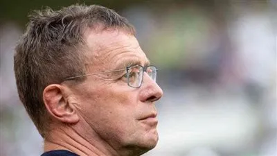 حسم الجدل حول المدير الفني لمانشستر يونايتد