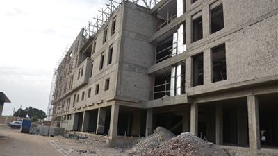 محافظ القليوبية يتفقد الأعمال بمستشفى طوخ (صور)