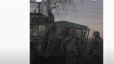 مشاهد من أول عملية تبادل أسرى بين أوكرانيا وروسيا (فيديو)