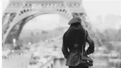 من أمام برج إيفل.. هدى الإتربى تخطف أنظار متابعيها